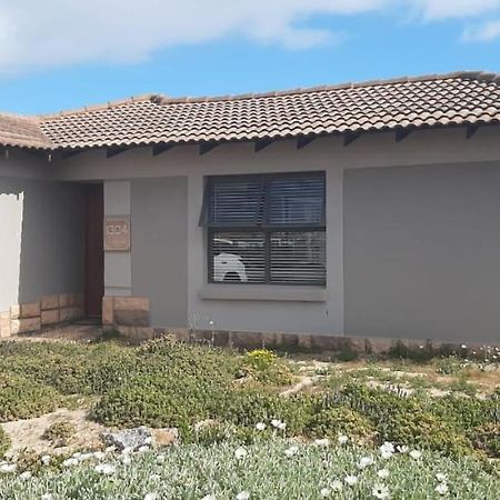 Вилла 1304 On Langebaan Golf Estate Экстерьер фото